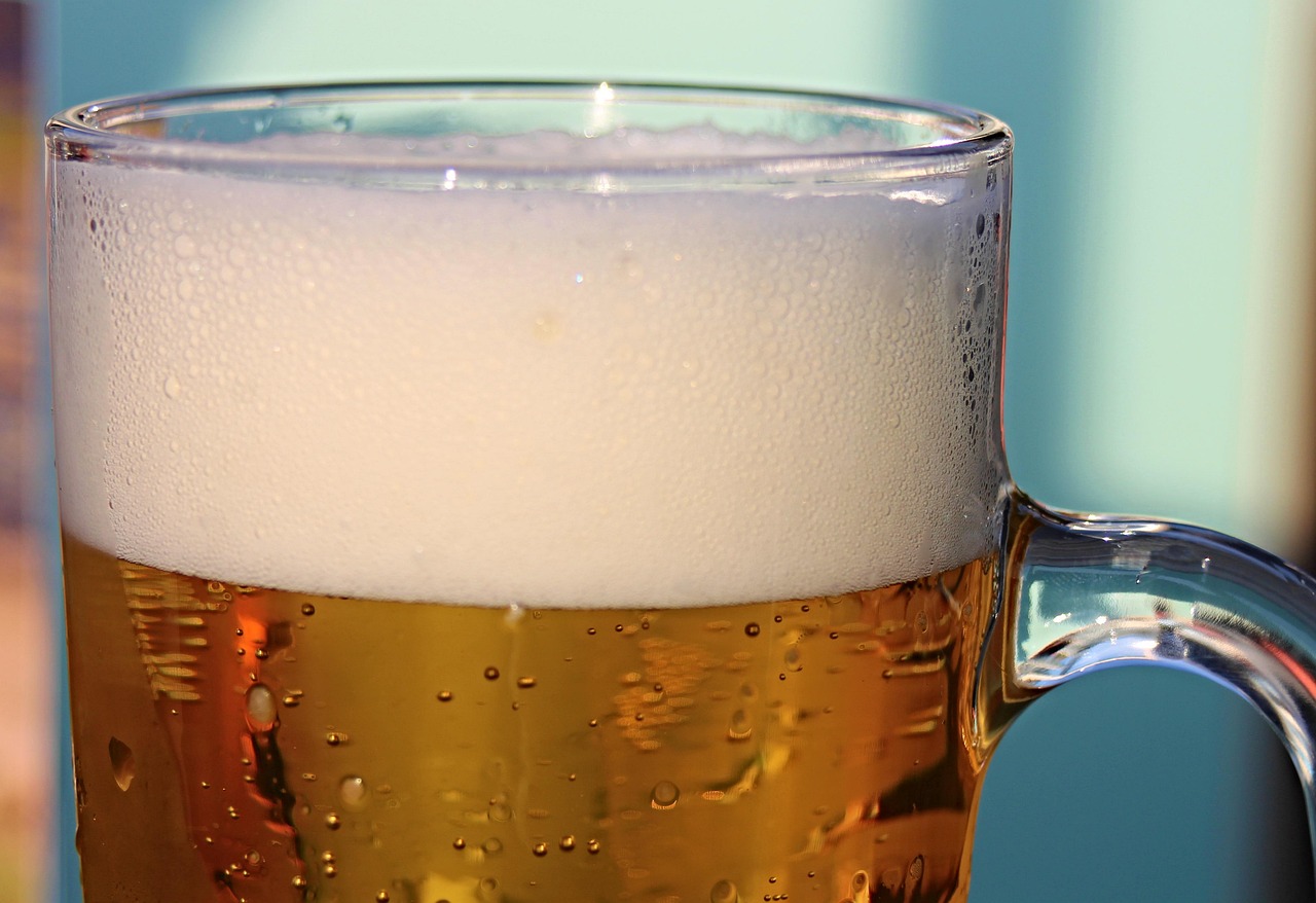 Científicos británicos crean una cerveza sin alcohol que provoca los efectos de la embriaguez