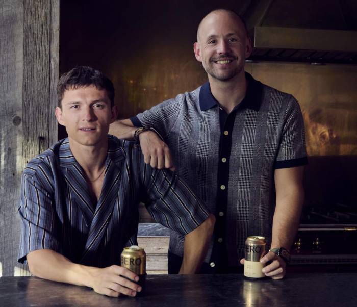 Cerveza sin alcohol BERO del actor Tom Holland integra Inteligencia Artificial para acelerar su expansión internacional