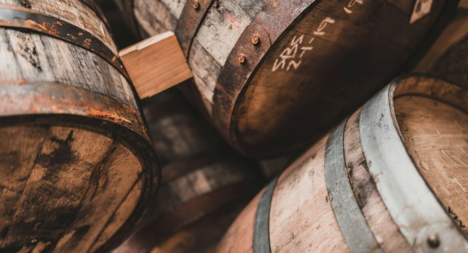 Descubren potencial infinito en un ingrediente de la cerveza: capaz de cambiar toda una industria