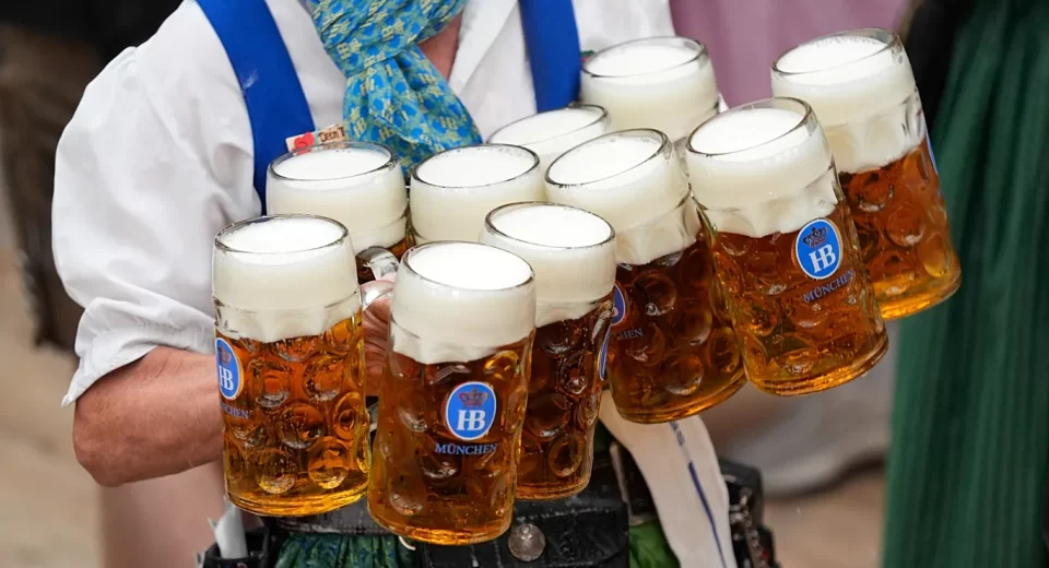 Alemania celebró el Día de la Cerveza Bávara mientras cae el consumo