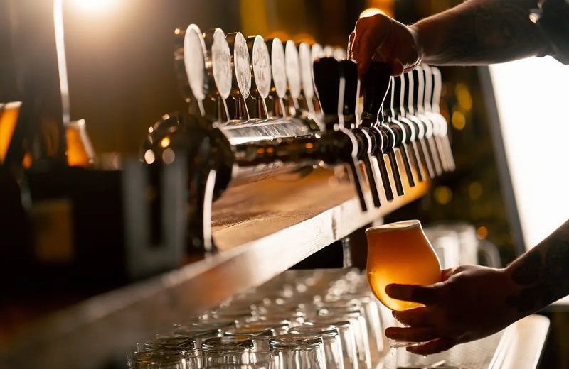 La cerveza de barril gana la batalla en los bares de Estados Unidos